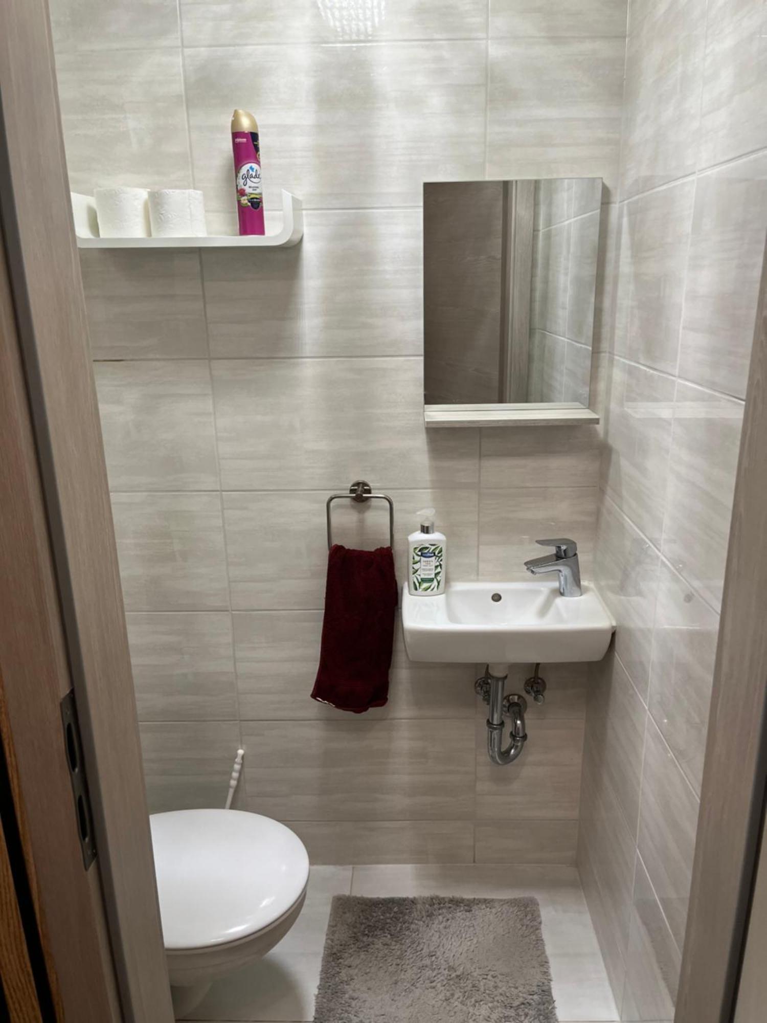 Brookforest Belvarosi Apartman Debreţin Exterior foto